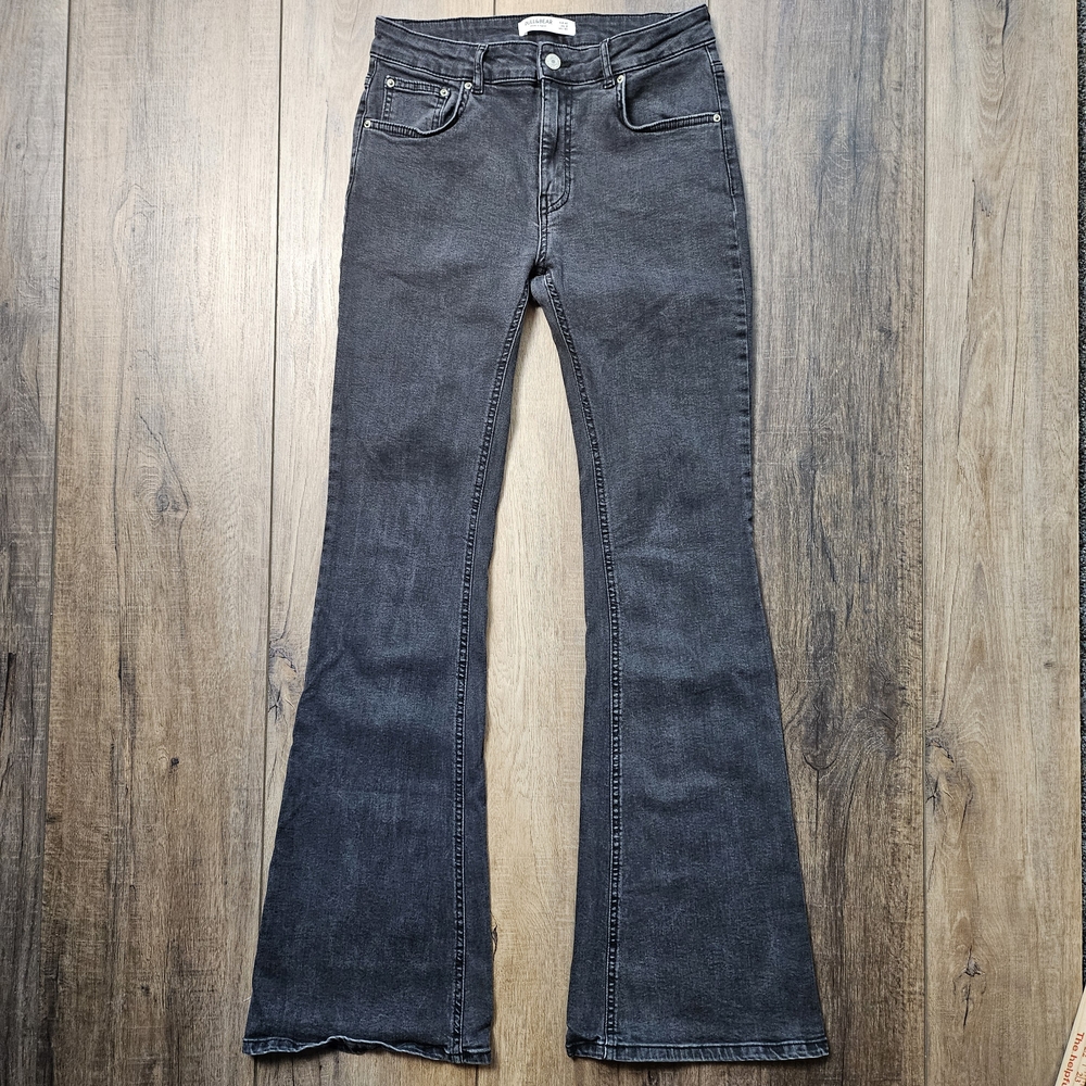 Pull&Bear Gray Flare  Leg Jeans Modern Style